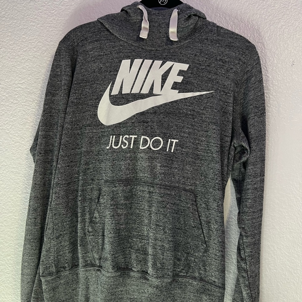 Nike Sweater